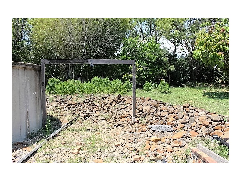 60 Elzards Way, Gin Gin QLD 4671