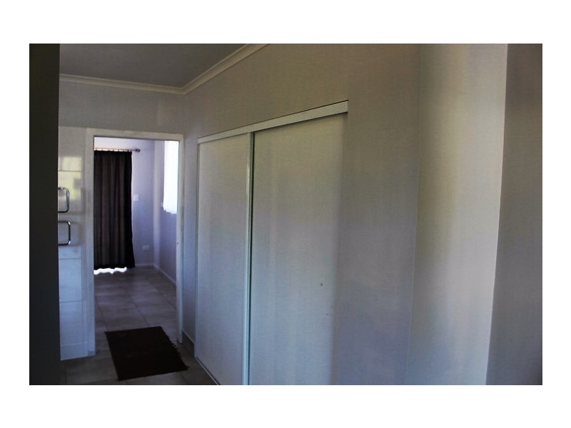 4 Village Lane, Gin Gin QLD 4671