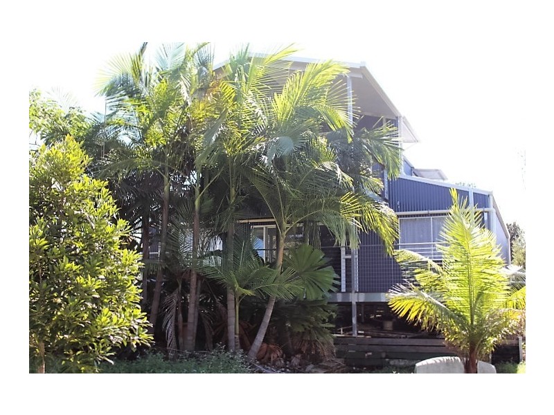 4 Village Lane, Gin Gin QLD 4671