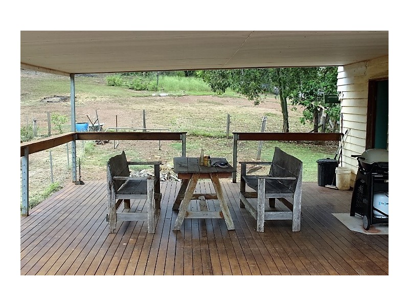 19 Mahes Rd, Gin Gin QLD 4671