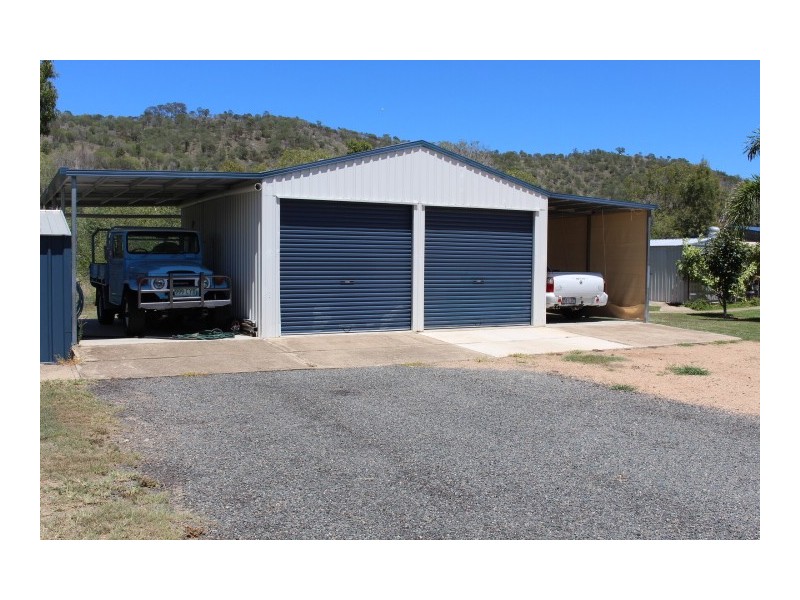 2 Railway St, Mount Perry QLD 4671
