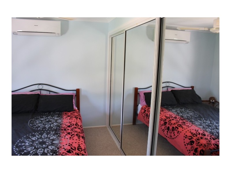 2 Railway St, Mount Perry QLD 4671