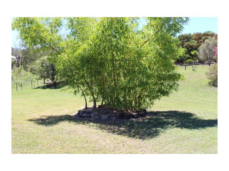 2 Railway St, Mount Perry QLD 4671