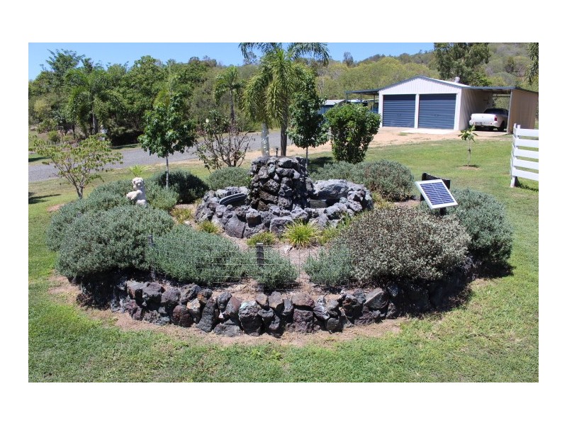 2 Railway St, Mount Perry QLD 4671