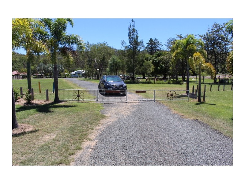 2 Railway St, Mount Perry QLD 4671