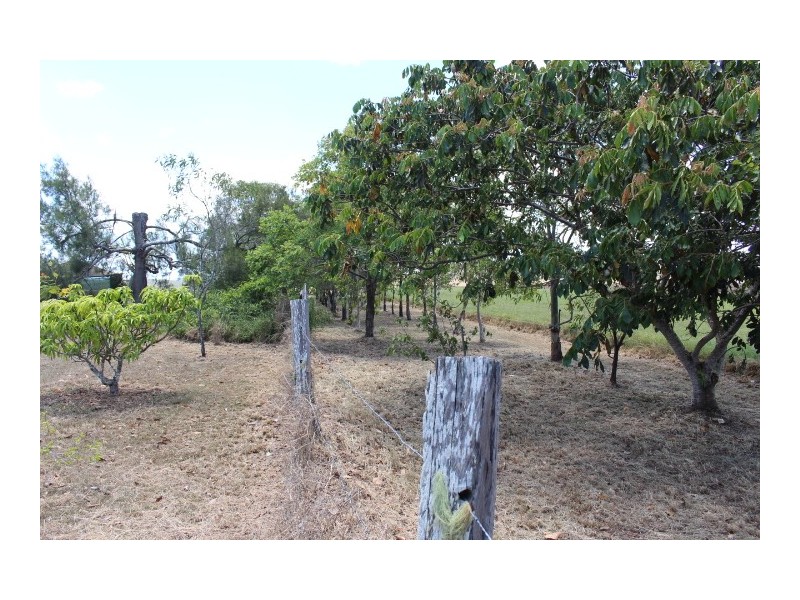 49 Sondergeld Rd, Gin Gin QLD 4671