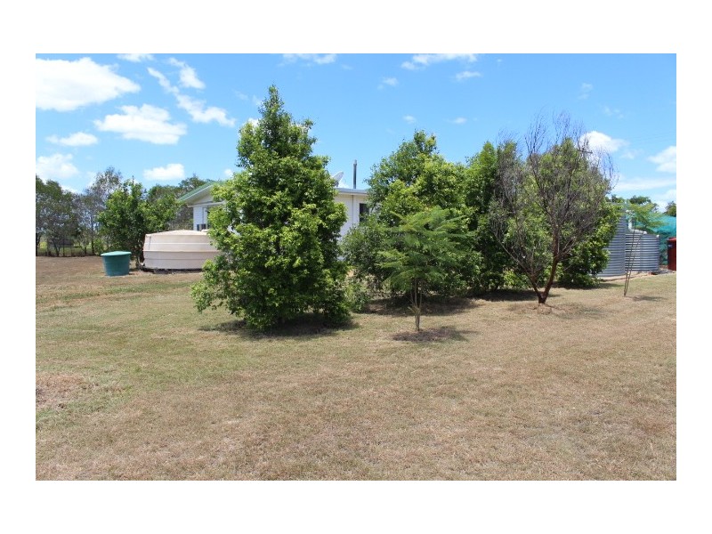 49 Sondergeld Rd, Gin Gin QLD 4671