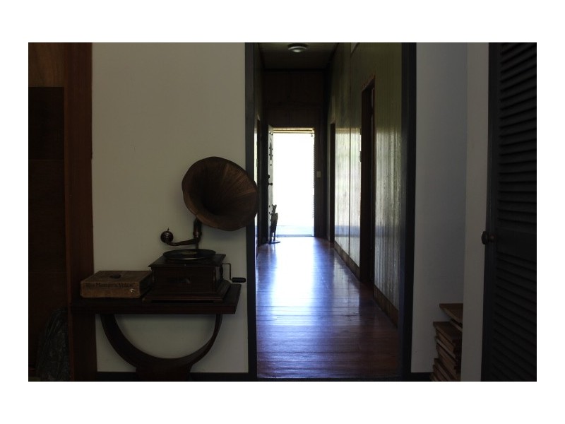 187 Mooney Rd, Gaeta QLD 4671