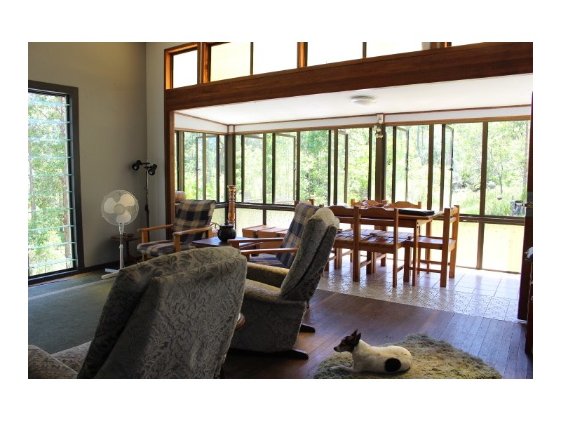 187 Mooney Rd, Gaeta QLD 4671