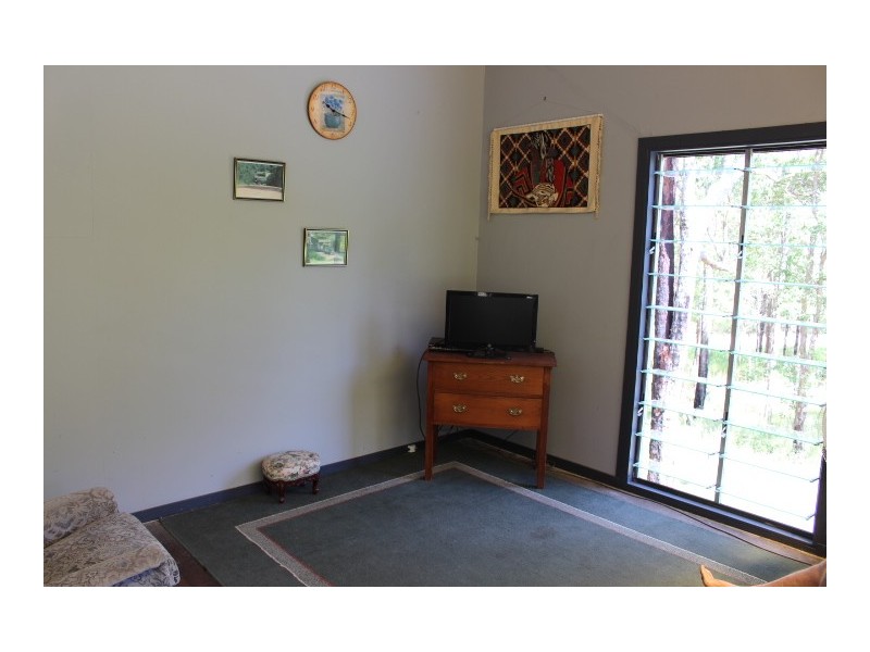 187 Mooney Rd, Gaeta QLD 4671