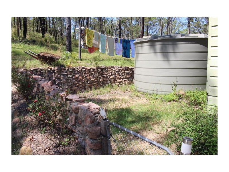 187 Mooney Rd, Gaeta QLD 4671