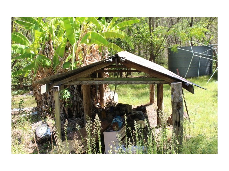 187 Mooney Rd, Gaeta QLD 4671