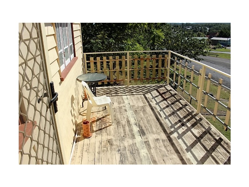 19 May St, Gin Gin QLD 4671