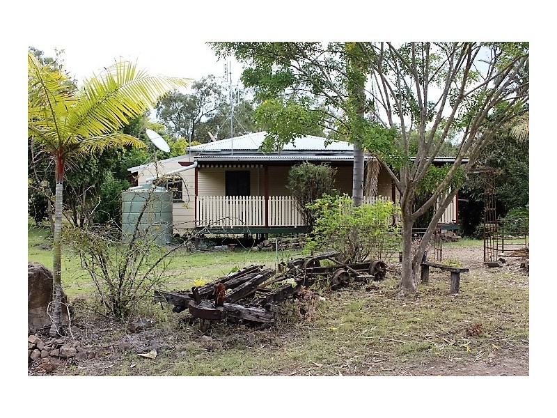 8 Michelles Rd, Horse Camp QLD 4671