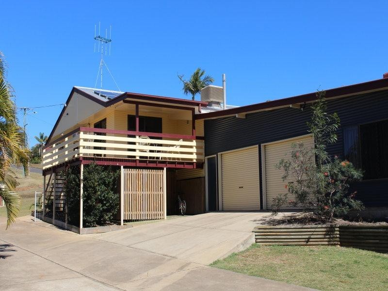 2 Laurison Street, Gin Gin QLD 4671