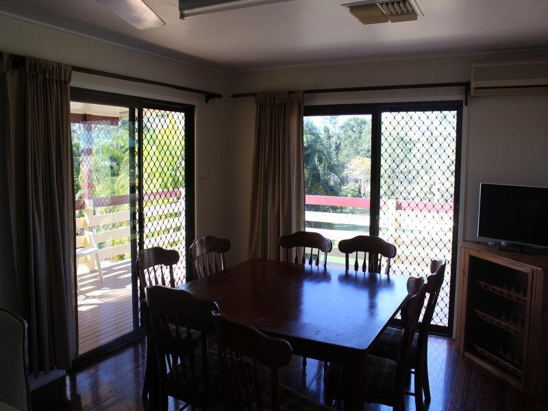 2 Laurison Street, Gin Gin QLD 4671