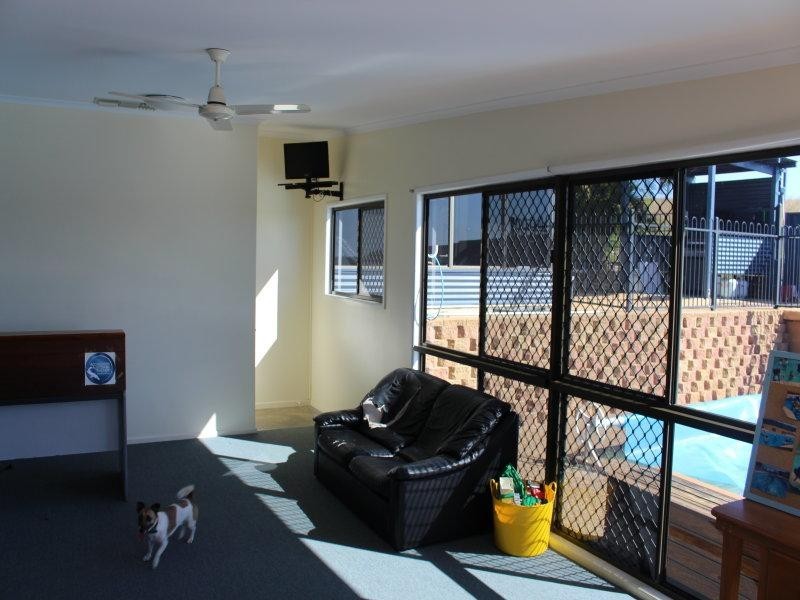 2 Laurison Street, Gin Gin QLD 4671