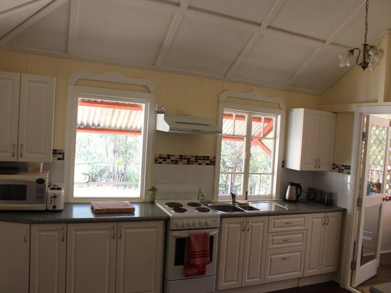 125 Bishops Rd, Gin Gin QLD 4671