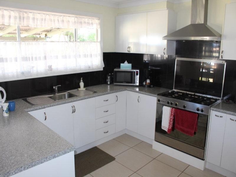 498 Mcllwraith Rd, Gin Gin QLD 4671