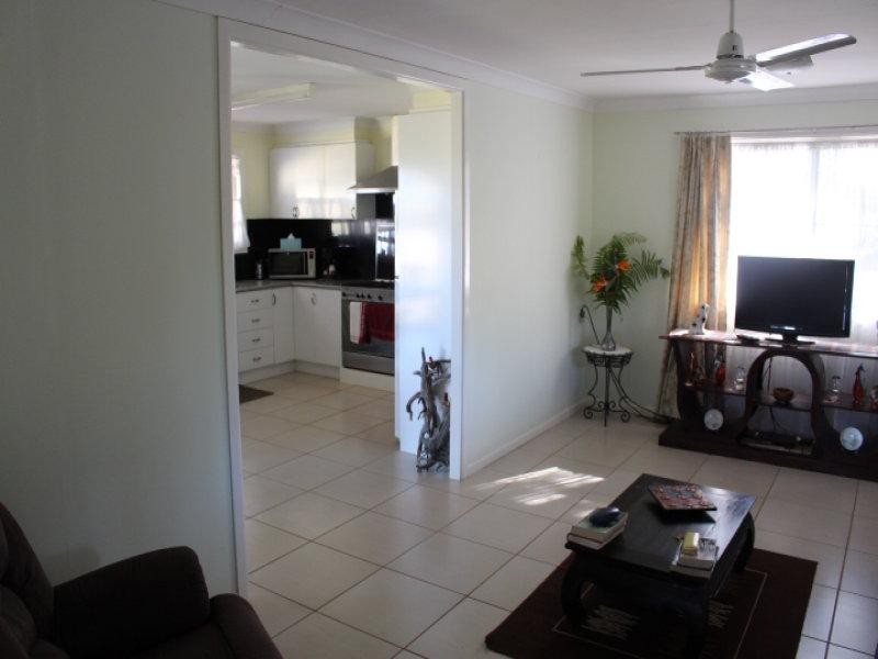 498 Mcllwraith Rd, Gin Gin QLD 4671