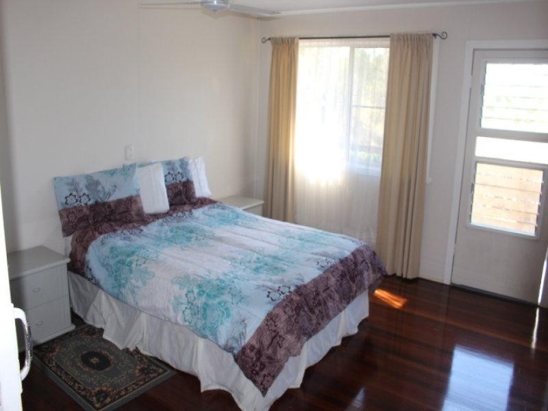 498 Mcllwraith Rd, Gin Gin QLD 4671