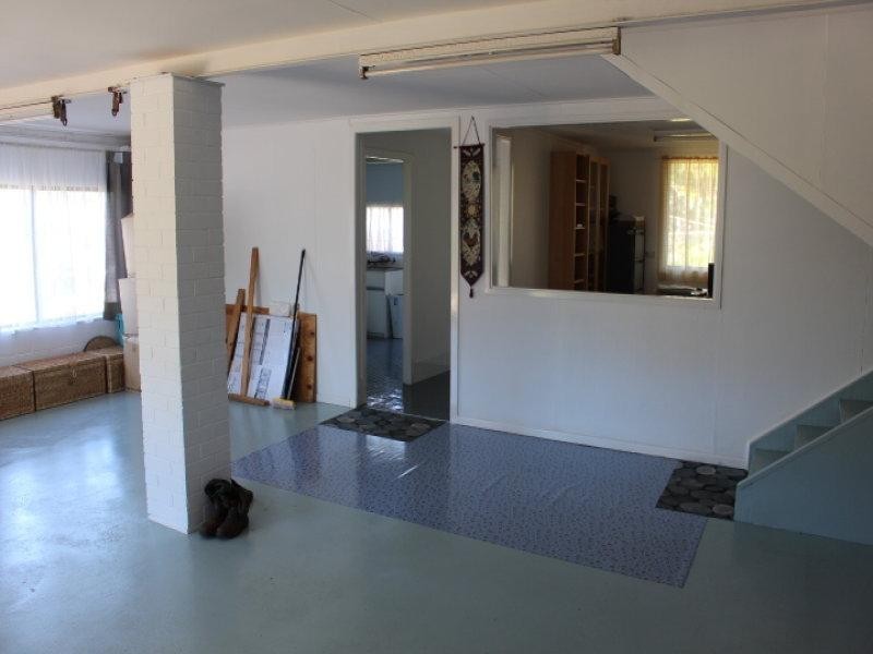 498 Mcllwraith Rd, Gin Gin QLD 4671