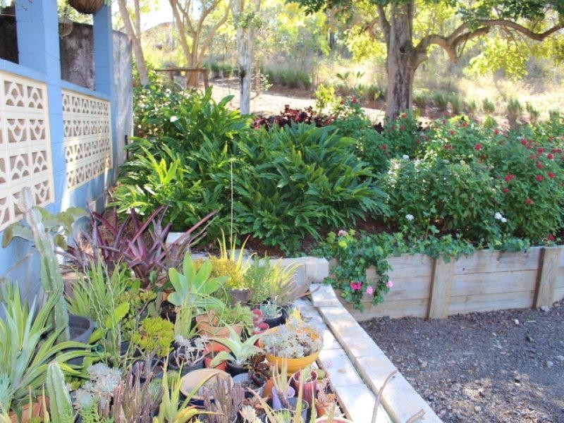 498 Mcllwraith Rd, Gin Gin QLD 4671