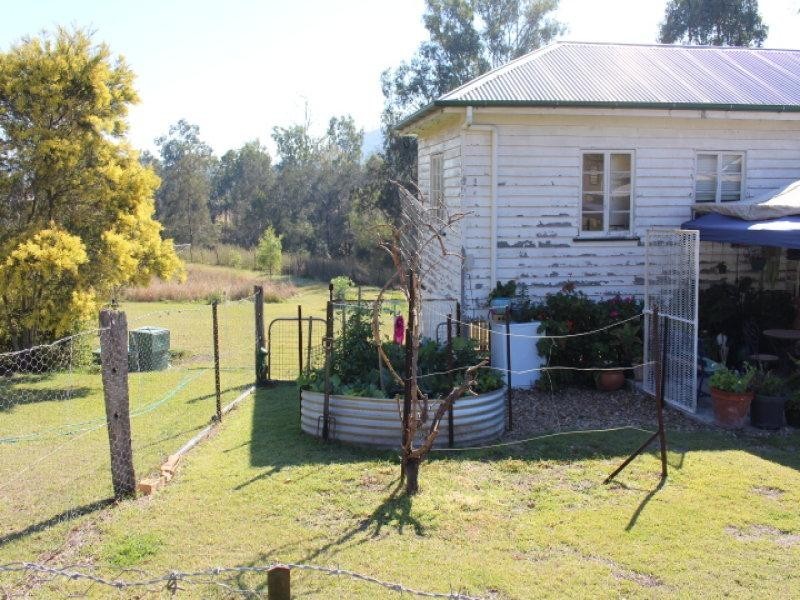 142 Bania Rd, Mount Perry QLD 4671