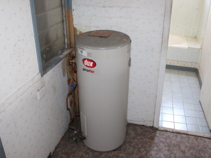 35 Mulgrave St, Gin Gin QLD 4671