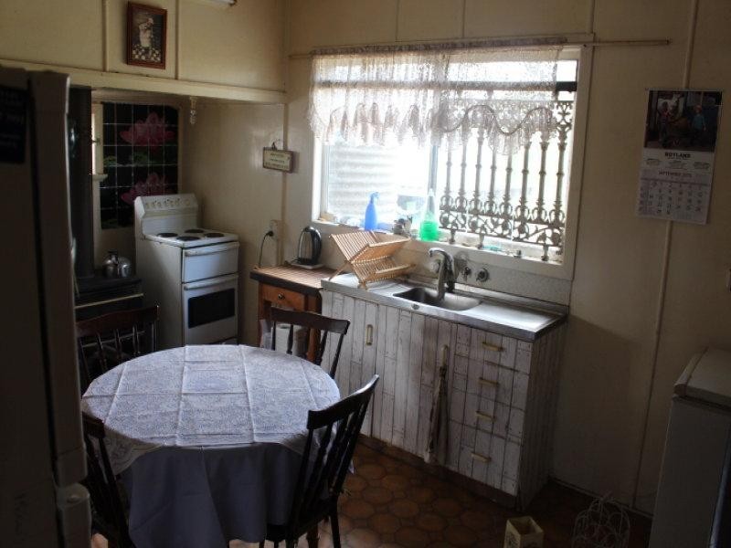 2812 Kalpowar Rd, Kalpowar QLD 4630