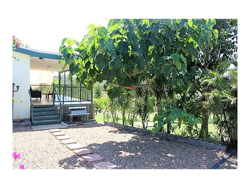68 Hilltop Dr, Gin Gin QLD 4671