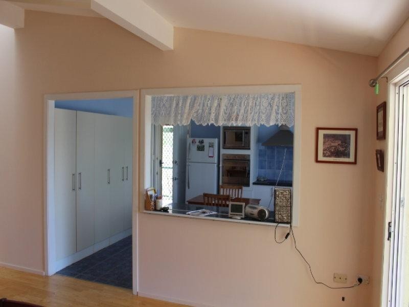 68 Hilltop Dr, Gin Gin QLD 4671