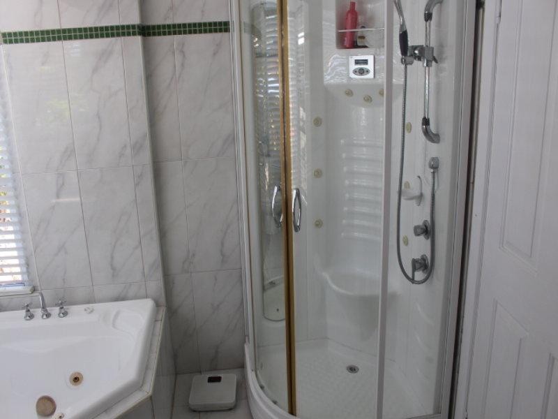 68 Hilltop Dr, Gin Gin QLD 4671