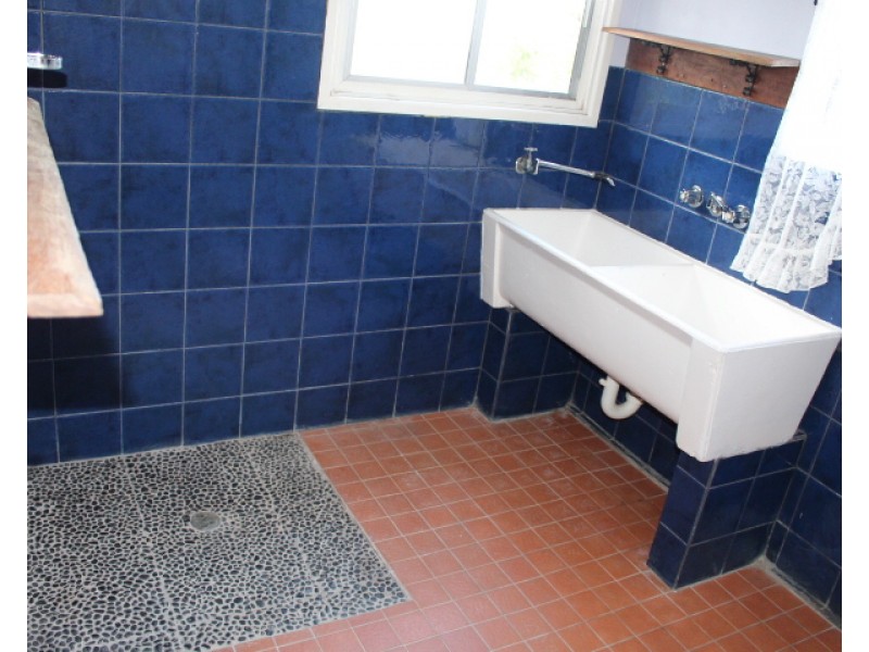 23 Sues Rd, Gin Gin QLD 4671