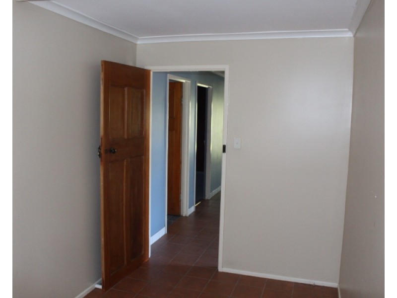 23 Sues Rd, Gin Gin QLD 4671