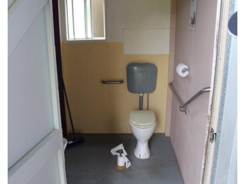 103 Mulgrave St, Gin Gin QLD 4671