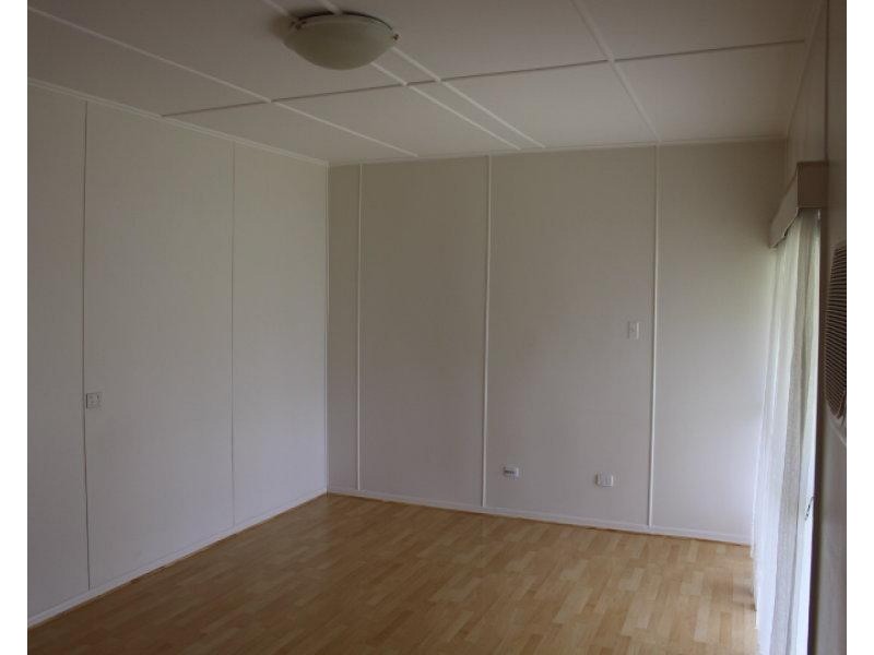 44 Elliott St, Gin Gin QLD 4671