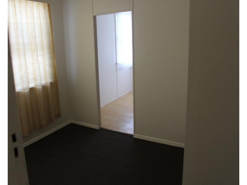 44 Elliott St, Gin Gin QLD 4671