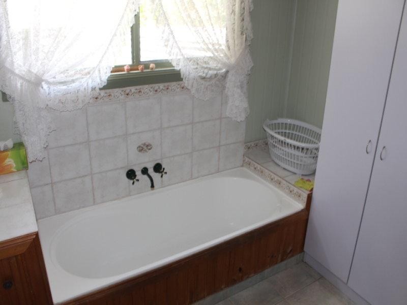 1532 Gaeta Rd, Gin Gin QLD 4671