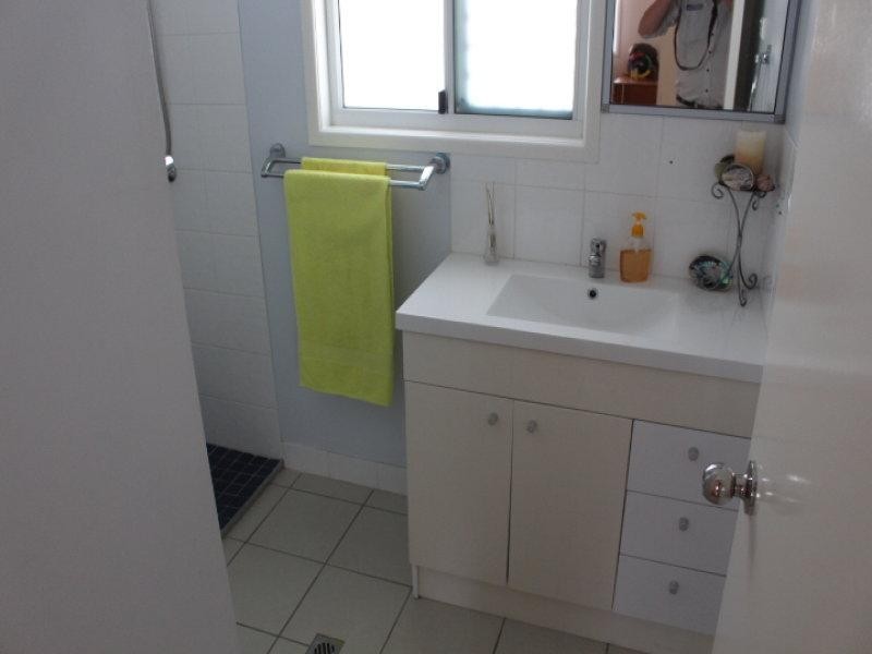 49 Oxhill Drive, Gin Gin QLD 4671