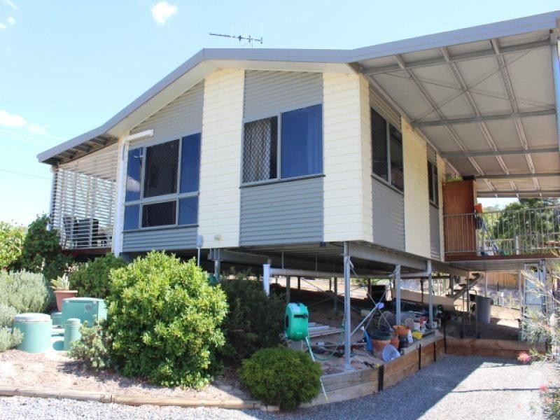 24 Mason St, Mount Perry QLD 4671