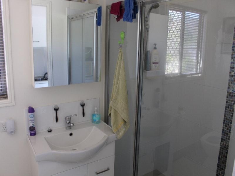 24 Mason St, Mount Perry QLD 4671