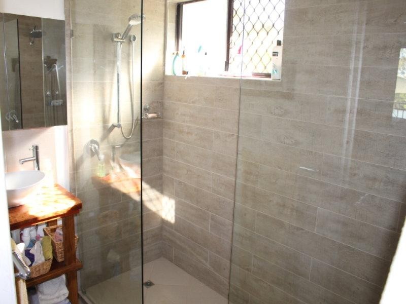 6 Gilgai Rd, Gin Gin QLD 4671