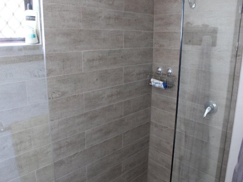 6 Gilgai Rd, Gin Gin QLD 4671