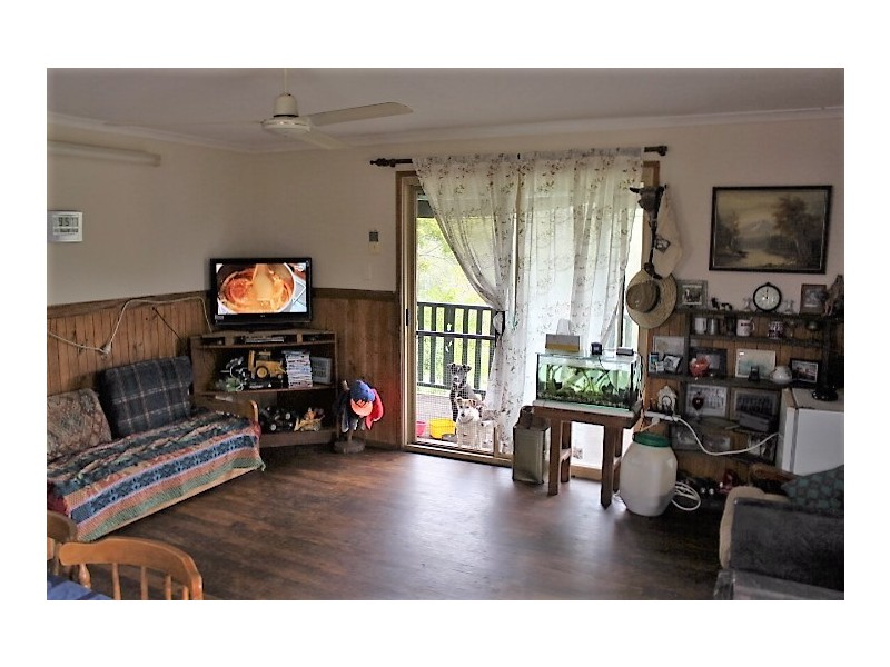 252 Rickards Rd, Kolonga QLD 4671