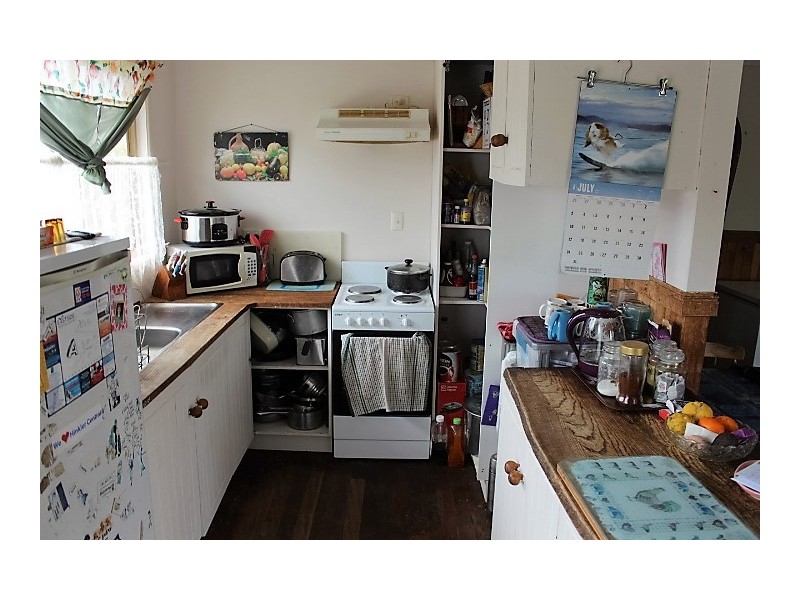 252 Rickards Rd, Kolonga QLD 4671