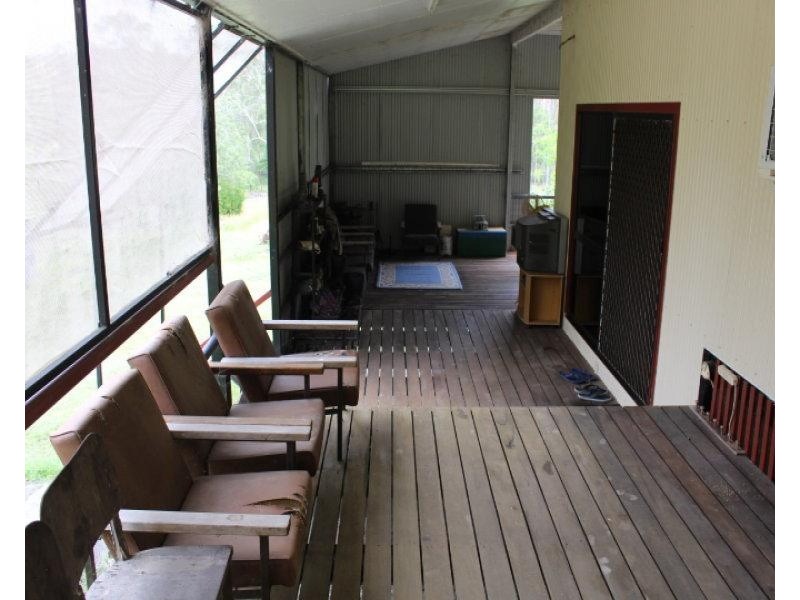 24 Brandons Road, Horse Camp QLD 4671