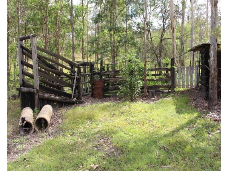 24 Brandons Road, Horse Camp QLD 4671