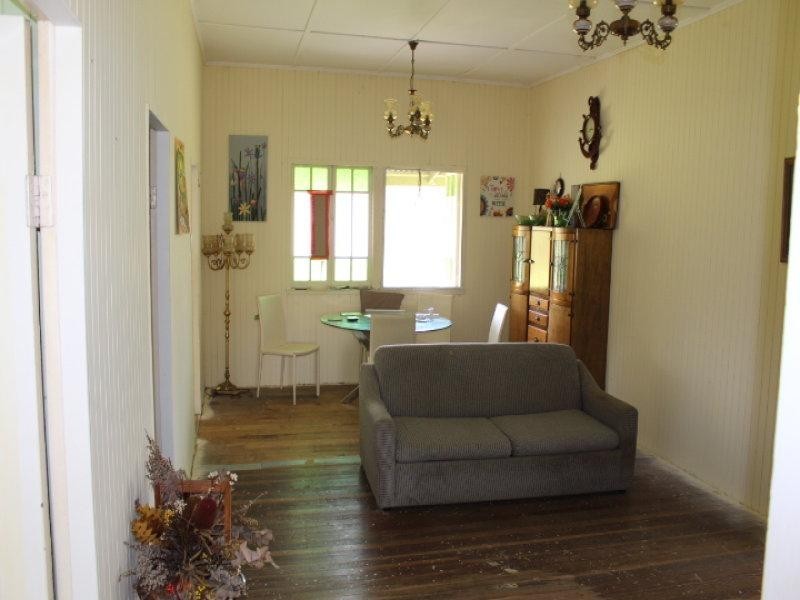 35062 Bruce Hwy, Gin Gin QLD 4671