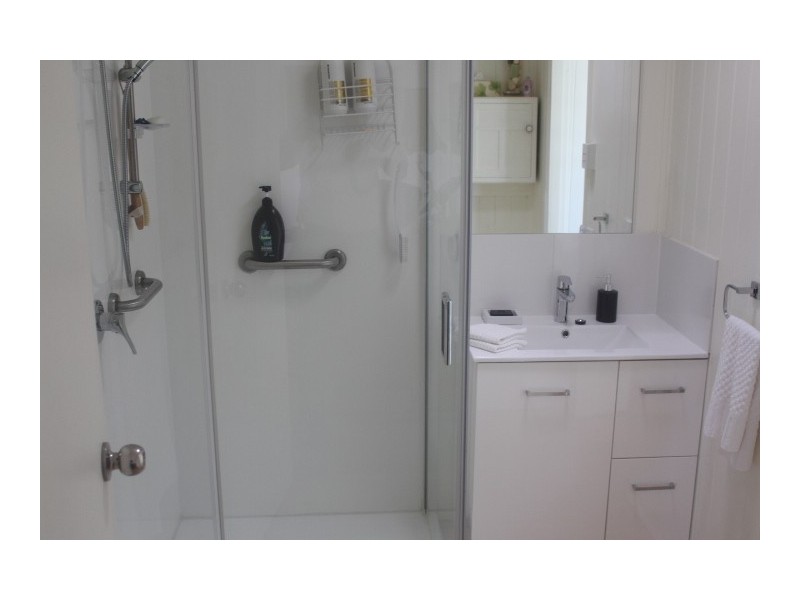 209 Nellers Rd, Gin Gin QLD 4671